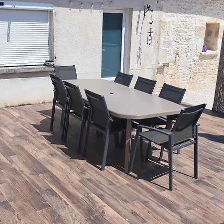 Maison 180m2 4 Et Mezzanine Au Calme Proche Futuroscope Et Aquascope Сasa de vacaciones *